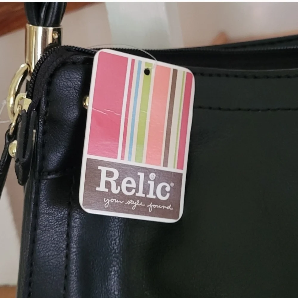RELIC By Fossil Windsor Black Shoulder Bag Pocketbook